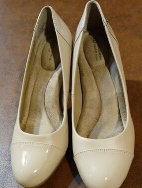 Giani Bernini Nude Patent Cap-Toe Ballet Flats